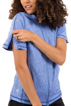 The Lindsey - Women's Post Shoulder Surgery Short Sleeve Top Shoulder Surgery Clothes, Peripheral Nerve Injury, Post Surgery Clothing, Shoulder Replacement Surgery, Shoulder Surgery, Adaptive Clothing, Rotator Cuff, Post Surgery, Tummy Tucks