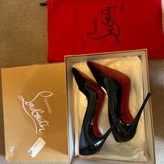 Only Worn Once. These Beauties Have Been Glazed For Durability, One Of Kind Classy!! Make An Offer! Louboutin Aesthetic, High Hills, Louis Vuitton Heels, Expensive Stuff, Red Bottom High Heels, Red Bottom Heels, Drømme Liv, Elegantes Outfit Frau, Skor Sneakers