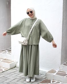 Muslimah Outfit, Hijab Look, Hijab Style Casual, Mode Abaya