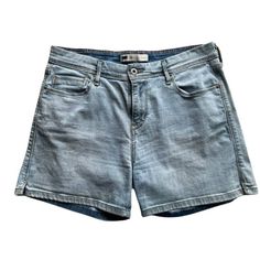 "Vintage shorts from Levi's. Size 10 light wash, no style tag. Only flaw is some very light small yellow stains on the back, one on the right pocket and one near the belt loop, top right.  Measurements  Waist: 32\" Length: 15\" Inseam: 5\"" Light Wash Jean Shorts With Pockets, Vintage Levi Shorts, Light Grey Sweater, Denim Jean Shorts, Levi’s 501, High Rise Denim Shorts, Levi Shorts, Distressed Denim Shorts, High Rise Denim