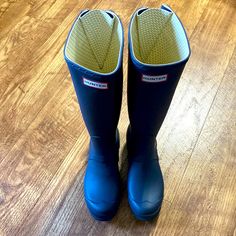 6m/7l, Unisex, Back Adjustable Rain Boots, Waterproof Rubber Upper, Slip-On, Rubber Outsole, Textile Lining, New W/Out Tag Blue Round Toe Rain Boots, Blue Waterproof Boots For Rainy Weather, Waterproof Blue Rain Boots With Round Toe, Blue Waterproof Rain Boots With Round Toe, Blue Weatherproof Boots For Rainy Weather, Weatherproof Blue Boots For Rainy Weather, Weatherproof Blue Rain Boots For Outdoor, Insulated Blue Rain Boots For Outdoor, Waterproof Blue Boots With Round Toe