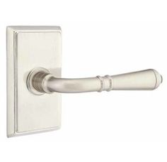 an image of a white handle on a wall