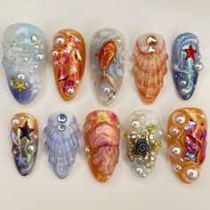 Cool Press On Nails, Underwater Nail Art, Under Water Nails, Fish Themed Nails, Nail Ideas To Do Yourself, Nail Sets Ideas, Sea Creature Nails, Summer Themed Nails, Underwater Nails