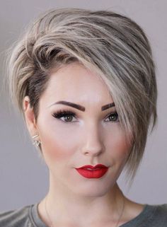 New Short Hairstyles, Long Face Hairstyles, Short Hairstyles For Thick Hair, Short Hair Styles For Round Faces, Cute Hairstyles For Short Hair, Haircut For Thick Hair, Short Hair Styles Easy, Hairstyles For Round Faces, Short Bob Hairstyles