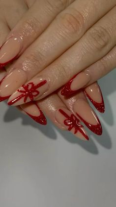 #christmas #nails #winter Nails Design Ideas Christmas, Christmas Nail Designs Aesthetic, Almond Festive Nails, Christmas Nails Aesthetic Red, Christmas Nail Inspo Almond Shape, Long Almond Winter Nails, Red Nail Inspo Christmas, Christmas Red Acrylic Nails, Christmas Pink And Red Nails