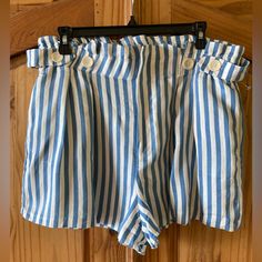 Women Zara Trf Collection Blue White Striped Dressy Shorts Size Xl - Nwot These Shorts Are Cute. The Color Is Shown Next To A Sheet Of White Paper. They Have An Elastic Waist And A Zipper Closure. They Have 2 Front Pockets. They Are New Without Tags. They Measure: Across Waist Laid Flat - 17” Length - 14 3/4” Rise - 14 1/2” Inseam - 2” Please See Pics For Details And Condition And Ask Any Questions Prior To Purchase. Blue Shorts For Summer Daywear, Summer Cotton Lined Bottoms, White Lined Bottoms For Summer, Blue Shorts For Spring Daywear, Summer Lined Cotton Bottoms, White Lined Summer Bottoms, Lined Cotton Bottoms For Summer, Spring Beach Bottoms Lined, Spring Beach Lined Bottoms