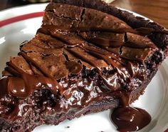 Gooey Brownie Pie Recipe – Tnextrecipes Brownie Pie Recipe, Vegan Pie Crust, Brownie Pie, Gooey Brownies, Molten Lava Cakes, Things To Bake, Brownie Desserts, Pie Pie, Candy Recipes Homemade