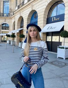 French Stripes Outfit, Breton Stripes Outfit, French Wardrobe Essentials, Breton Stripe Shirt, Girls Spring Fashion, Nail French, French Wardrobe, Fashion Staples, Cap Outfit