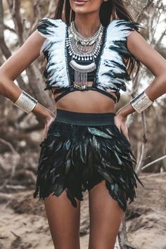 Mayan Costume, Look Da Festival, Tomorrowland Outfit, Feather Top, Look Boho Chic, Burning Man Costume, Festival Inspo, Festival Outfits Rave, Burning Man Fashion