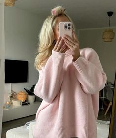 Glow Up, Matilda Djerf, Stockholm Fashion, Everything Pink, Oversized Pullover, Just Girly Things, Girly Outfits, Rock Style