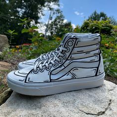 I Hand Painted These Vans With Angelus Acrylic Paint Sprayed With Water And Stain Repellent Laces Were Done By Hand As Well They Have Been Worn Slightly But Still Super Clean ! Womens 7 Men’s 5.5 Comic Black And White, Custom Painted Vans, Painted Vans, Vans Hi, Van Color, Vans White, Shoes Vans, Art Things, Custom Vans