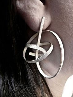 Sculptural Earrings, Architectural Earrings, Contemporary Art Jewelry, Knot Jewelry, Jewellery Art, Mens Gold Jewelry, Jewelry Drawing