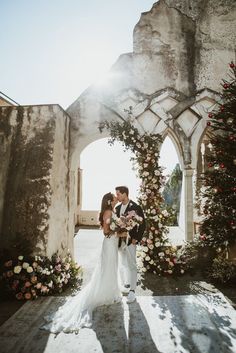 A Christmas Wedding in the Grand Hotel il Convento | Amalfi Coast Elopement | Italy Elopement All-inclusive Packages | Benni Carol Elopement Photography & Planning Italy #christmaswedding #italywedding #italyelopement #wedding #destinationwedding #christmas