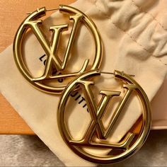 Authentic Purchased From Louis Vuitton Store I’m Selling Because I Never Wear Them . Ask Any Questions Below Fast Shipping Louis Vuitton Earrings, Monogram Earrings, Louis Vuitton Store, Cute Couple Outfits, Louis Vuitton Jewelry, Old Money Aesthetic, Couple Outfits, Girly Jewelry, Beaded Jewelry Diy