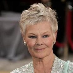 Judy Dench, Wedge Hairstyles, Asymmetrical Hairstyles, Judi Dench, Funky Hairstyles, Short Pixie Haircuts, Hairstyles Over 50, Skyfall