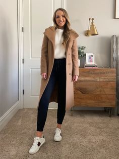 4 Winter Workout and Athleisure Outfits - Merrick's Art Athleisure Outfits Dressed Up, Dressy Athleisure Outfits, Winter Outfits For Moms, Winter Athleisure Outfits, Aritzia Coat, Pink Linen Pants, Workout Outfits Winter, Outfits For Moms, Turtleneck Under