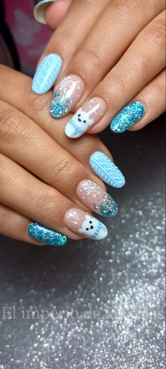 #polonorte #azul #osopolar #nails #uñas Nails January, Bears Nails, January Nails, Cute Polar Bear, Christmas Nails Acrylic, Christmas Nail Designs, Christmas Nail