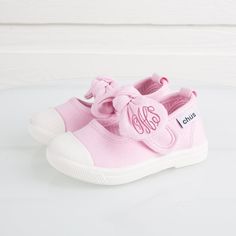 **Sign Up For Back in Stock Notification, We Restock Regularly!**Monogram Chus are the new must-have school shoe! Wear them as-is or add a monogram to the removable bow to make it extra special. Designed in Spain and ready for all kinds of play, these canvas Mary Janes have soft rubber soles and are machine washable with an easy velcro strap. European sizing. Please see the last photo for US size conversion. Runs small - if in between sizes, please size up. School Shoe, Shoes For School, Canvas Shoe, Girls Wardrobe, School Shoes, Toddler Girl Outfits, Toddler Shoes, Velcro Straps