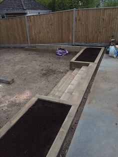 the garden is ready to be planted and put in place for the next planter