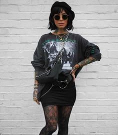 Mid Size Rock Concert Outfits, Punk Brunch Outfit, Goth Chic Outfits Grunge Style, Curvy Retro Fashion, Edgy Hairstylist Outfits, 30 Seconds To Mars Concert Outfit, Emo Rock Outfits, Alternative Chic Fashion, Alternative Going Out Outfit