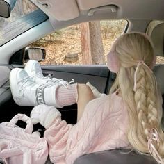 i can't wait for colder weather !! <3 — creds to owner Moon Boots Outfit, Eve Outfit, Pink Girly Things, Cute Winter Outfits, Moon Boots, Winter Fits, Winter Aesthetic