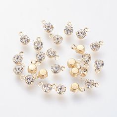 Flat Round Gold Charm Metals Type: Cubic Zirconia, Brass with Real 18K Gold Plated Size: about 6x3.5x2.5mm, Hole: 1mm Quantity: 10 pcs per lot Nickel and Lead Free DOMESTIC SHIPPING/DOMESTIC SHIPPING ADDRESS Payment must be received to ship items. A message must be sent to me no more than one hour after order is placed if shipping address needs to be changed. I will send you a message if your address is not verified by USPS. Please respond to my message ASAP. Not replying to my message will dela Diy Charm Bracelet, Mini Charm, Brass Bracelet, Small Charms, Rhinestone Bead, Diy Bracelet, Dangle Charms, Gold Charm, Diy Jewelry Making