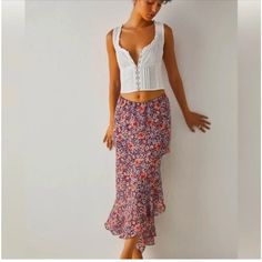 Free People Intimately Romance Me Half Slip Skirt Forever Femme In This Floral Print This Sweet Half Slip Is Featured In A Maxi Length With Light Weight Fabrication And Ruffle Detailing Nwot Approximately 13.5 Inch Waist That Stretched To About 16 Inches. Approximately 39 Inches To The Longest Part Of The Skirt. Purple Maxi Skirt For Summer Vacation, Fitted Purple Maxi Skirt For Summer, Fitted Purple Skirt For Vacation, Feminine Purple Summer Skirt, Free People Maxi, Skirt Coverup, Cotton Maxi Skirts, Wrap Maxi Skirt, Tiered Maxi Skirt