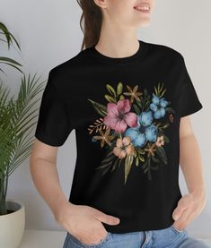 Botanical Shirt, Wildflowers Shirt, Gardening Shirt, Wild Flowers Shirt, Oversized Tee Shirt, Gifts For Her, Nature Lover Shirt, Black Short Sleeve Shirt With Plant Print, Relaxed Fit Short Sleeve Shirt With Plant Print, Black Short Sleeve Top With Plant Print, Turkey City, Oversized Tee Shirt, Botanical Shirt, Gardening Shirts, Dream Style, Eid Gifts