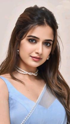 Aashika Ranganath, Hd Face, Ashika Ranganath, Models Style, Angelic Realm, Desi Fashion Casual, Curvy Girl Fashion