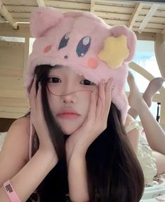 uzzlang chinese girl icon Sisters Photoshoot Poses, Uzzlang Girl, Asian Makeup, Cute Selfie Ideas, Pretty Selfies, Pretty And Cute, Korean Makeup, Girl Icons