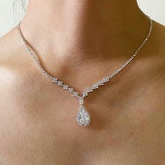 Brand New 2ct Diamond Women's Oval Necklace 18k White Gold Plated Sterling Silver Genuine 2ct Lab Created Diamonds Measurements: Chain Length - Adjustable From 16" - 22" 1.7" X .6" Retail Price $300 Buy With Confidence From Top Rated Seller W/ A 99%+ Feedback Rating! A0093 (Id-573-) Diamond Teardrop Necklace, Pear-shaped Sparkling Stone Necklaces For Gifts, Pear-shaped Necklaces With Sparkling Stones As Gift, Teardrop Necklace With Elegant Design In Fine Jewelry Style, Teardrop Fine Jewelry Necklace With Elegant Design, Fine Jewelry Teardrop Necklace With Elegant Design, Teardrop Shaped Fine Jewelry Necklace With Elegant Design, Elegant Teardrop Fine Jewelry Necklace, Classic Teardrop Pendant Jewelry For Party