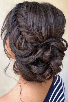 Mom Hair, Quince Hairstyles, Bun Hairstyle, Braided Updo