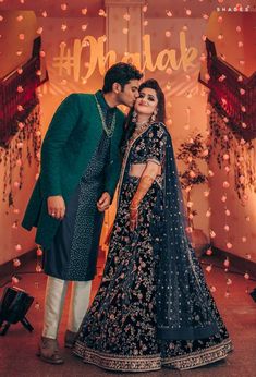 Sangeet Look For Groom, Engagement Dress For Groom Indian, Engagement Dress For Couple, Couple Dress For Wedding, Reception Couple Dress Indian, Indian Engagement Outfit, Engagement Dress For Groom, Couple Dresses, Engagement Looks