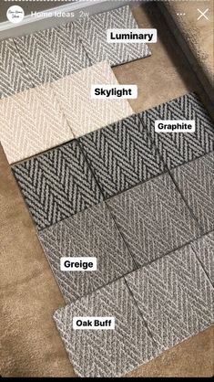 the different types of rugs that are on the floor