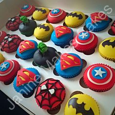 the cupcakes are decorated like superheros