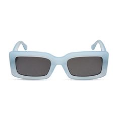 diff eyewear featuring the indy square sunglasses with a blue dust frame and grey lenses front view Water Hat, Lauren Lane, Tori Kelly, James Decker, Jessie James Decker, Lauren London, Grey Sunglasses, Diff Eyewear, Glasses Shop