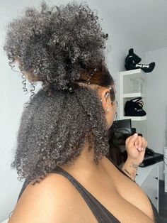 Blsck Girl Natural Hairstyle, Natural Hairstyles For Black Women Protective, Sleek Braided Ponytail, Natural Hair Bun Styles, Quick Natural Hair Styles, Cute Curly Hairstyles, Girls Natural Hairstyles, Dyed Natural Hair, Protective Hairstyles Braids