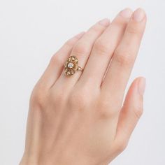 Rose Gold Peachtree Horn Ring, Edwardian Engagement Ring, Vintage Rose Gold, Edwardian Style, Sparkling Diamond, Bead Set, Edwardian Fashion, European Cut Diamonds, Sparkle Diamonds