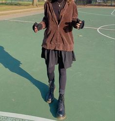 Fall Turtleneck Outfit, Soft Grunge Aesthetic Outfits, Crowcore Outfit, Funky Outfits, Quirky Fashion, My Outfit, Little Outfits, Kinds Of Clothes, Swaggy Outfits