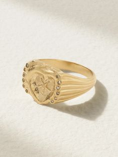 Pascale Monvoisin finds beauty in the imperfection. Designed to resemble an antique, this 'Chiara' signet ring features a ridged heart that's engraved with a star, making it feel so symbolic. It's cast from 9-karat gold and set with a row of diamonds on each side. Star Making, Diamond Signet Ring, Gold Signet Ring, Fine Jewelry Designers, Beauty Accessories, Signet Ring, Fashion Bracelets, Fashion Watches, Cartier