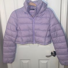 Nwt Purple Zara Cropped Puffed Jacket Size S Puffed Jacket, Zara Winter Jacket, Zara Puffer Jacket, Olive Coat, Green Cropped Hoodie, Zara Puffer, Puffer Coat With Hood, Leather Puffer Jacket, Winter Puffer Coat