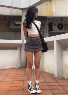 Seek Shoe Unif Outfit, Skater Skirt Outfit For Summer, Aesthetic Basic Outfits, Christmas Outfit Summer, Summer Christmas Outfit, Cute Outfits Girly, Fits Skirt, Dahlia Hawthorne, Bedroom List