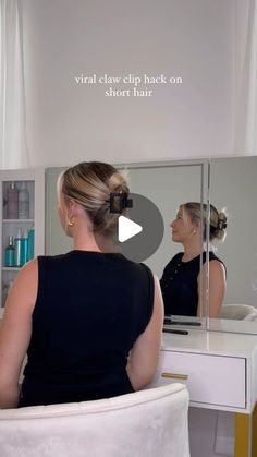 Alyssa Thrash on Instagram: "Trying this viral claw clip hack on my short hair!! This turned out so cute and was sooo easy!!" Hairclip Tutorial Short Hair, Claw Clips Short Hair, Hair Clips Short Hair, Clips Short Hair, Clip Hairstyles For Short Hair, Hairstyles With Claw Clips, Clip Hairstyles, Claw Clip, Hair Updos