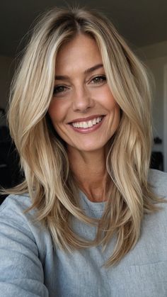 Discover trendy long mom haircut ideas for bangs, medium, easy styling, side part, wavy, straight, curly, round face, hair bob, low maintenance, layers, thick hair, modern looks. Perfect for busy moms looking to switch up their hairstyle effortlessly. Long Bob Haircuts For Thick Hair Layered Lob, Side Bangs Lob Haircut, Long Bob Hairstyles For Straight Hair, Long Bangs With Side Part, Easy To Style Long Haircuts, Lob Haircut Side Part Straight, Round Face Haircuts Blonde, Long Straight Hairstyles Side Part, Blond Medium Length Hair With Layers