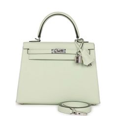 Hermes Kelly Sellier 25 Vert Fizz Epsom Palladium Hardware – Madison Avenue Couture Hermes Kelly Sellier, Kelly 25, Luxury Bags, Fashion Bags, Prada