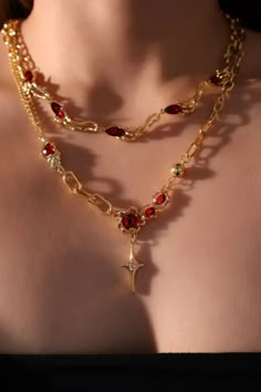 Red Gem Jewelry, Gold Red Necklace, Gold And Red Jewelry, Red And Gold Aesthetic, Red And Gold Jewelry, Red Gems, Wave Necklace