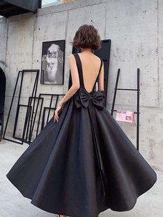 Backless Gown, Celebrity Party, Hepburn Style, Black Prom Dress, Black Prom, Backless Prom Dresses, فستان سهرة, Women's Evening Dresses, Summer Party Dress