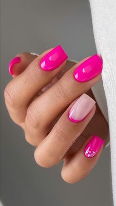 Trendy Short Nails, Nail Shapes Squoval, Summer Baddie, Dark Pink Nails, Fake Nails White, Holiday Acrylic Nails, Cute Pink Nails, Christmas Gel, Milky Nails