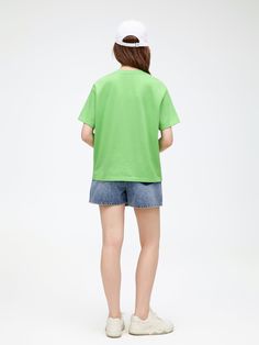 Details: Youthful and vibrant green tinted tee with a touch of nature.Fitted short fitEmbroidered design on the chestIt is cool and suitable for spring and summer wear. Materials & Care: Cotton: 63.3%; Polyester: 20.6%; Lycra: 16.1% Hand wash | Dry clean Do not bleach Size & Fit: Model is 5'7", Bust 32, Waist 24, Hips 35, wearing a size S Item #: LN1TE22 Green Casual T-shirt For Spring, Green Casual Cotton T-shirt, Trendy Green T-shirt For Summer, Lime Green Cotton Tops For Summer, Light Green Short Sleeve Tops For Spring, Casual Lime Green Summer Tops, Casual Lime Green Tops For Summer, Casual Green Tops For Summer, Green Graphic Tee For Summer