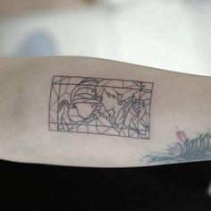 Howell Moving Castle Tattoo, Howls Moving Castle Tattoo Ideas, Howls Moving Castle Tattoo Minimalist, Howls Moving Castle Tattoo, Cartoon Line Art, Howl's Moving Castle Tattoo, Tatuaje Studio Ghibli, Ghibli Tattoos, Stained Glass Tattoo